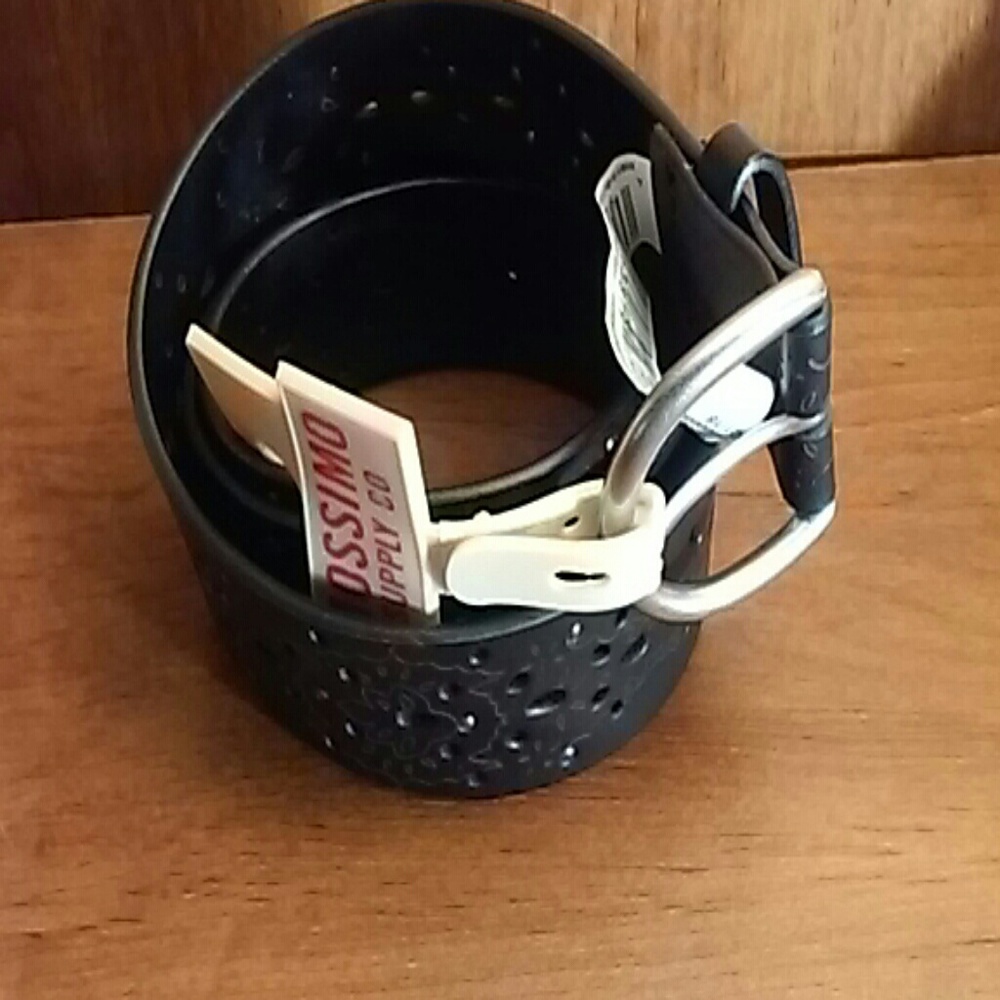 Mossimo Supply Co NWOT BELT